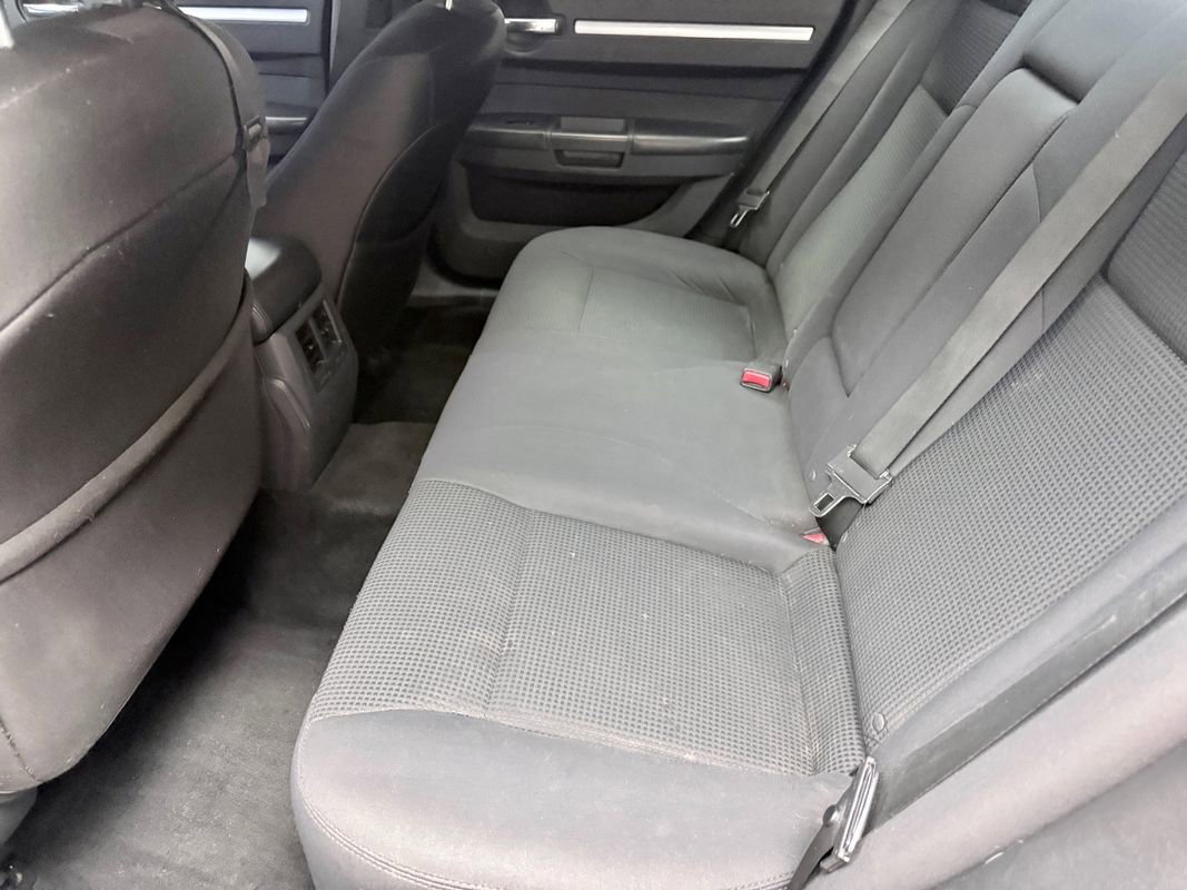 Used 2010 Dodge Charger SXT RWD image 13
