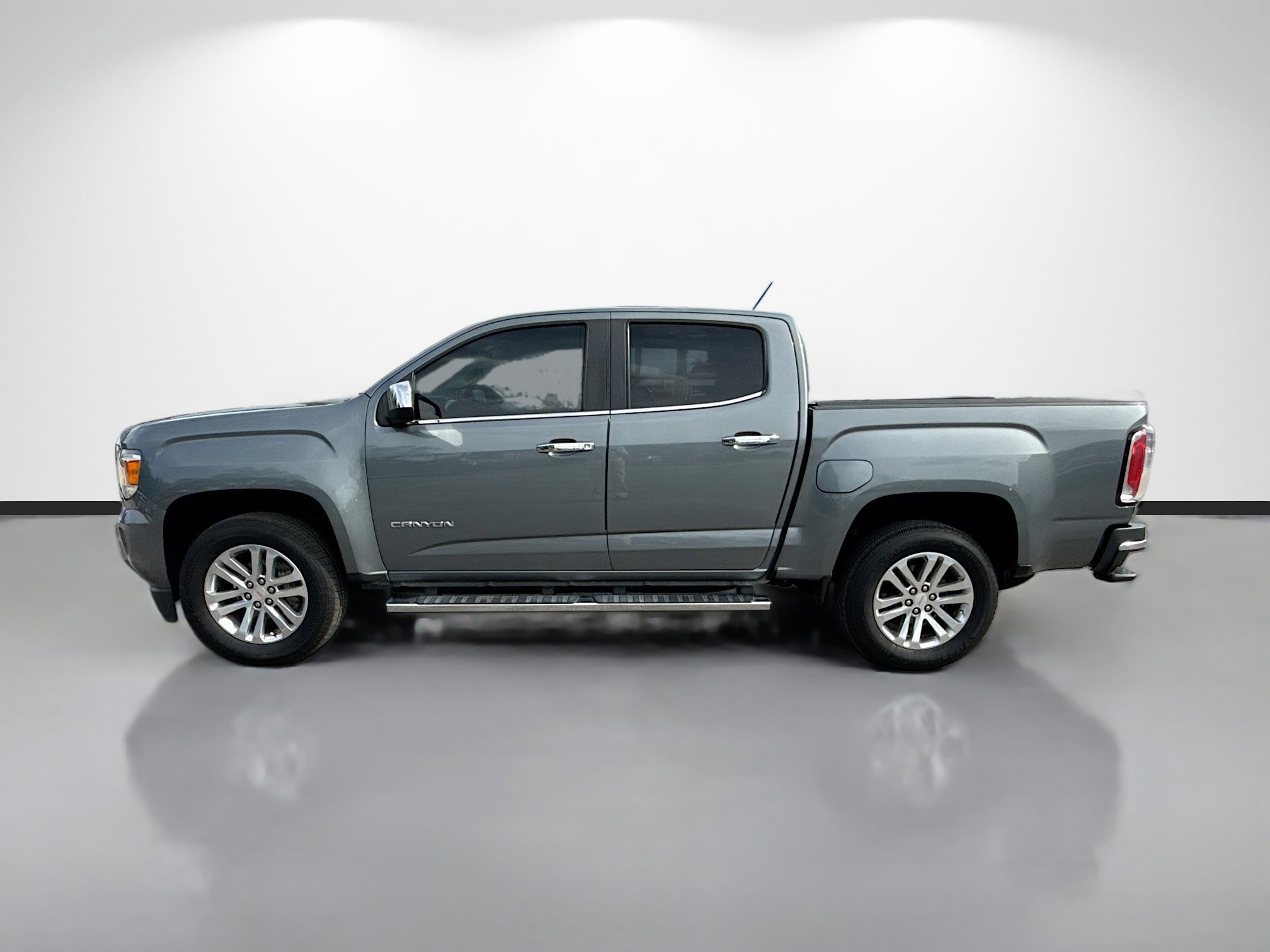 Used 2019 GMC Canyon SLT w/ Trailering Package RWD image 6