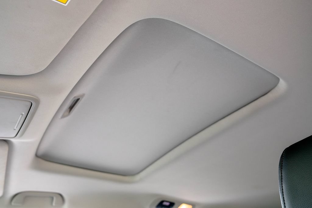 Used 2025 Honda Odyssey EX-L image 21