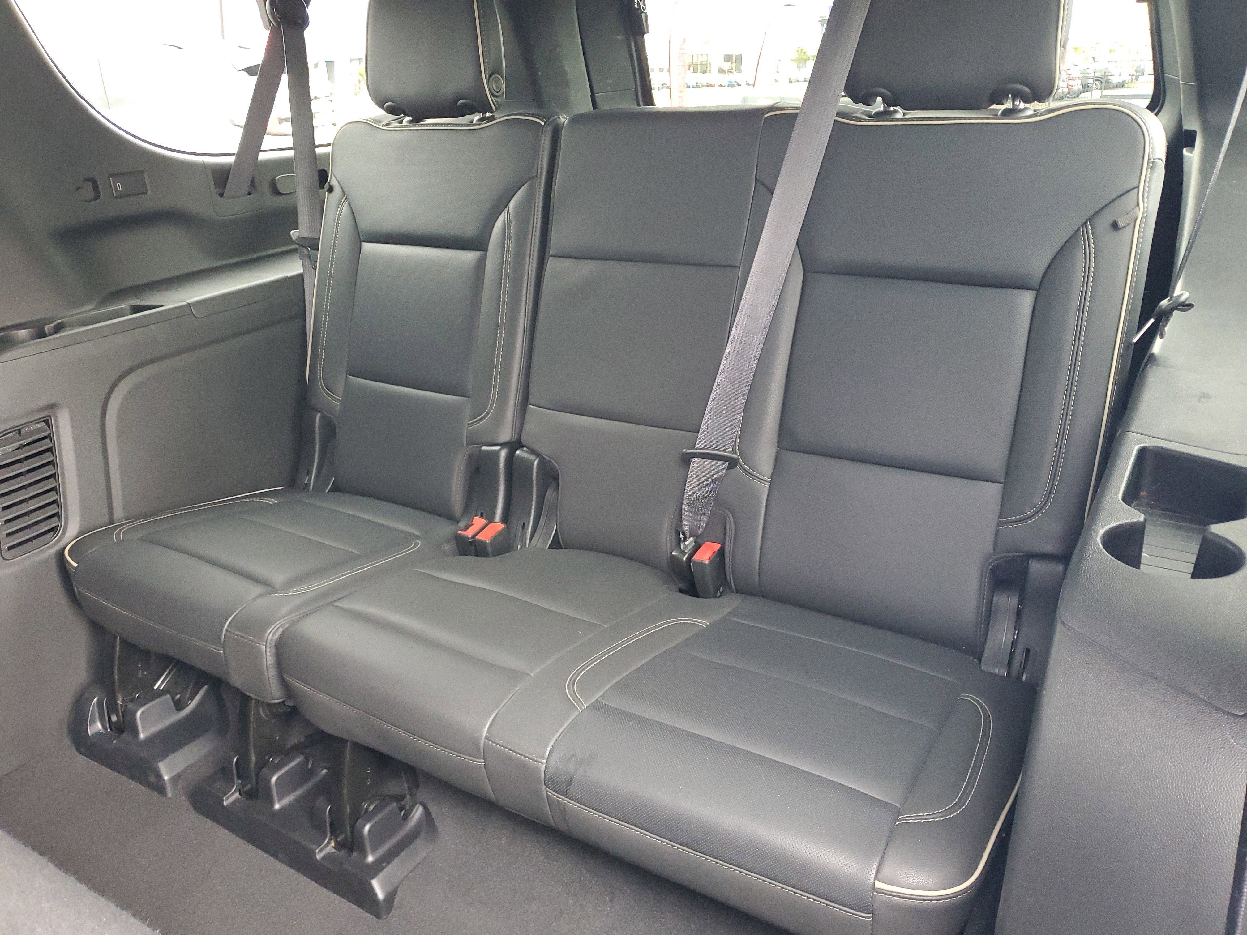 Used 2024 GMC Yukon XL SLT image 16