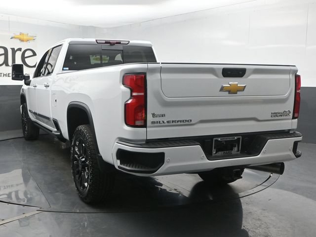 Used 2025 Chevrolet Silverado 2500 High Country w/ High Country Premium Package AWD/4WD image 32