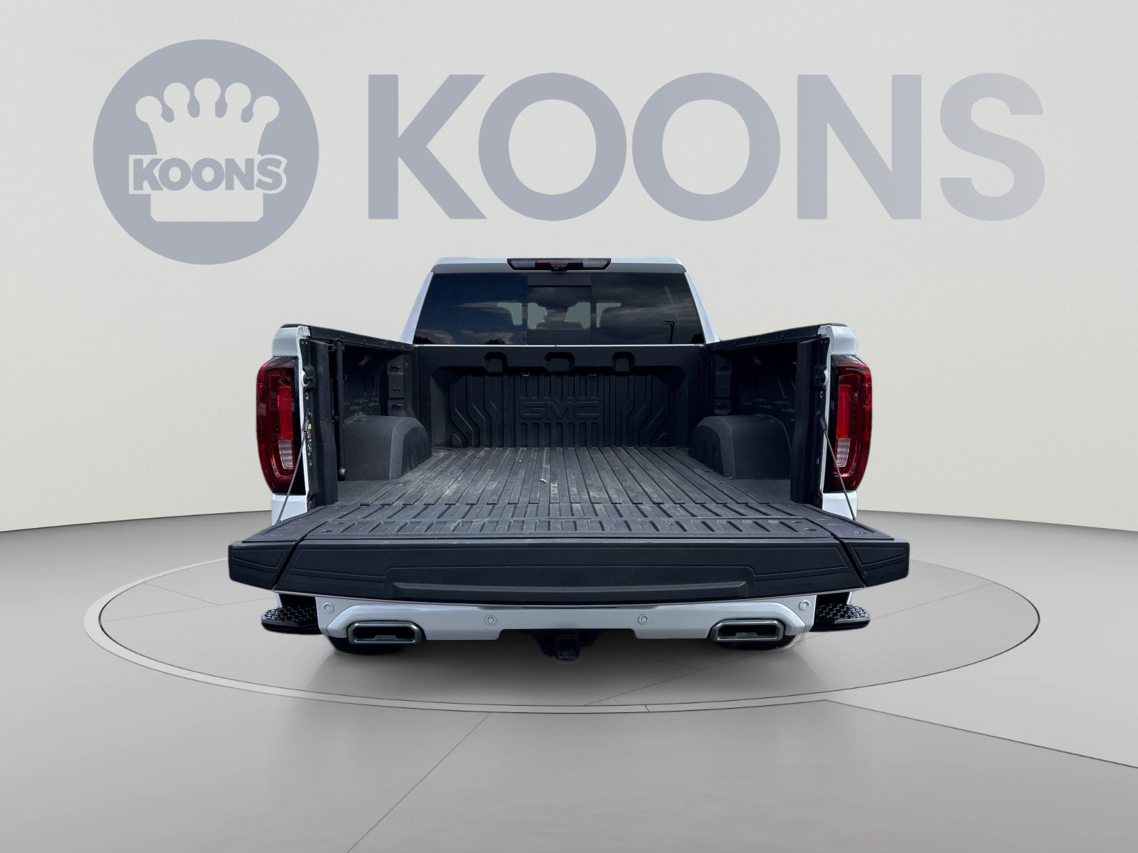Used 2024 GMC Sierra 1500 Denali AWD/4WD image 26