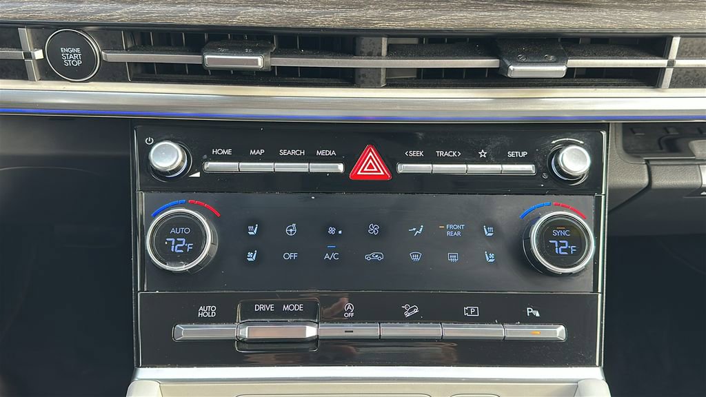 Certified 2024 Hyundai Santa Fe Limited FWD image 27