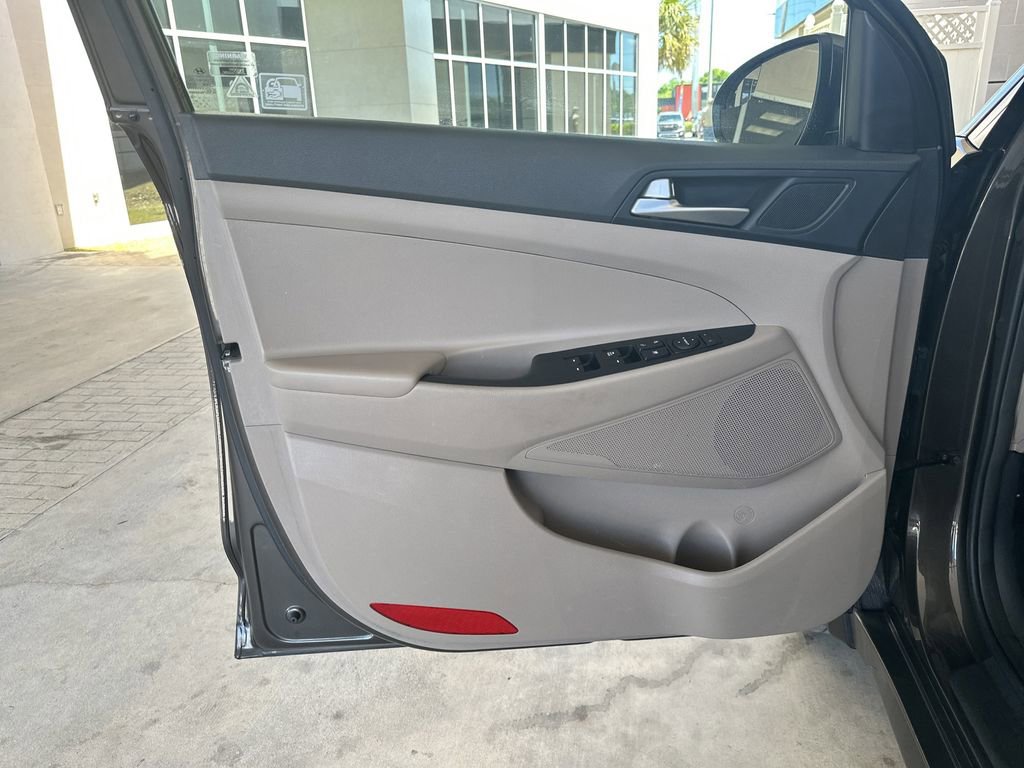 Used 2019 Hyundai Tucson SE FWD image 11