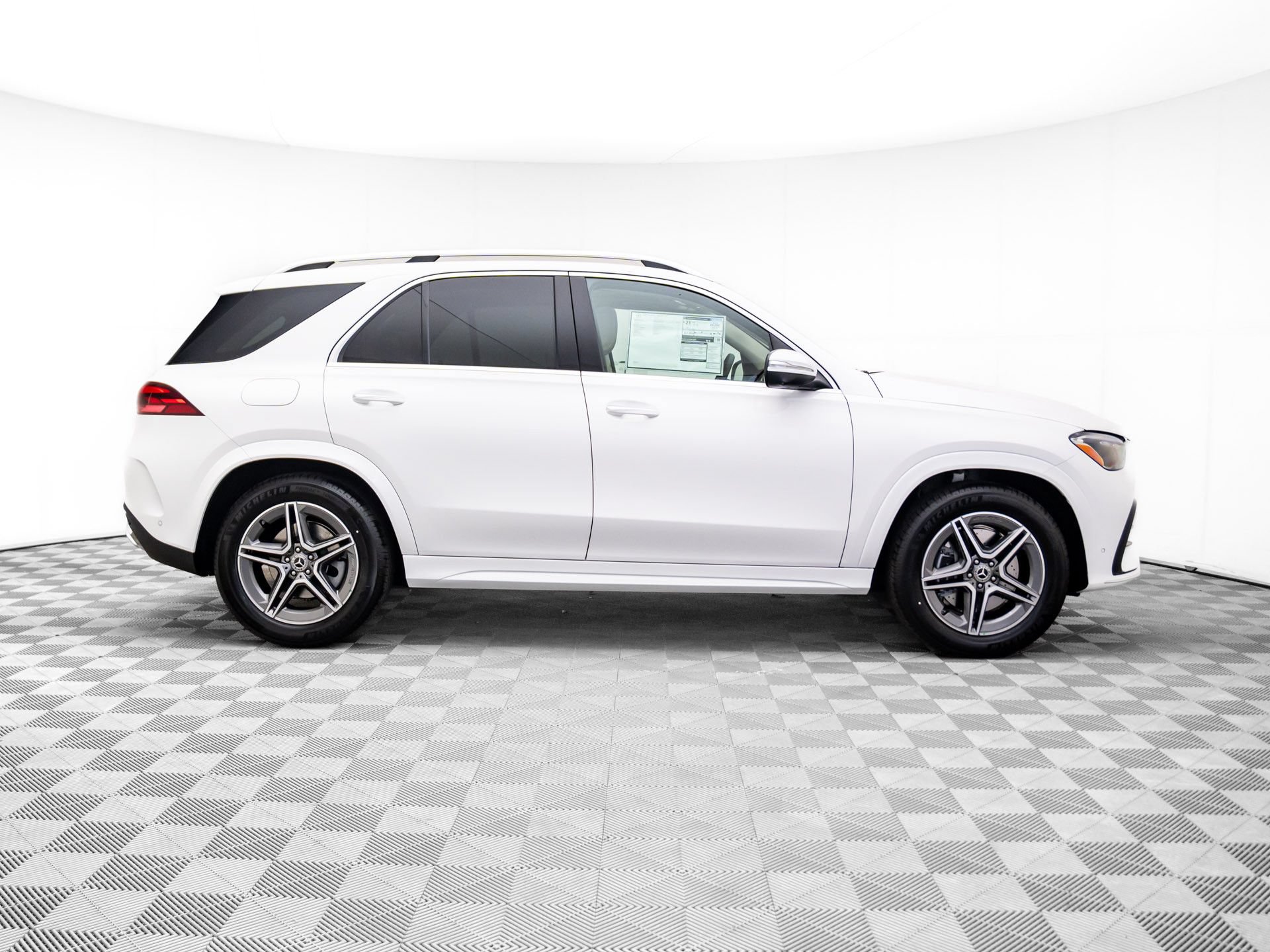 New 2026 Mercedes-Benz GLE 450 4MATIC image 6
