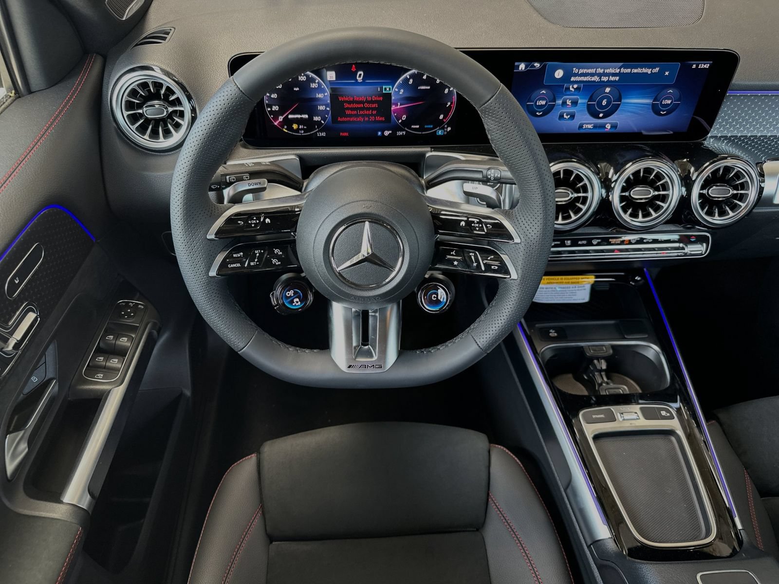 Used 2025 Mercedes-Benz GLB 35 AMG 4MATIC image 15