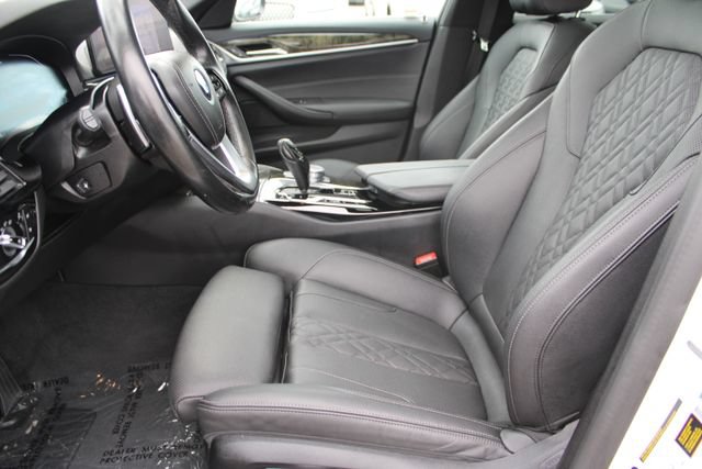 Used 2021 BMW 530e w/ Parking Assistance Package RWD image 32