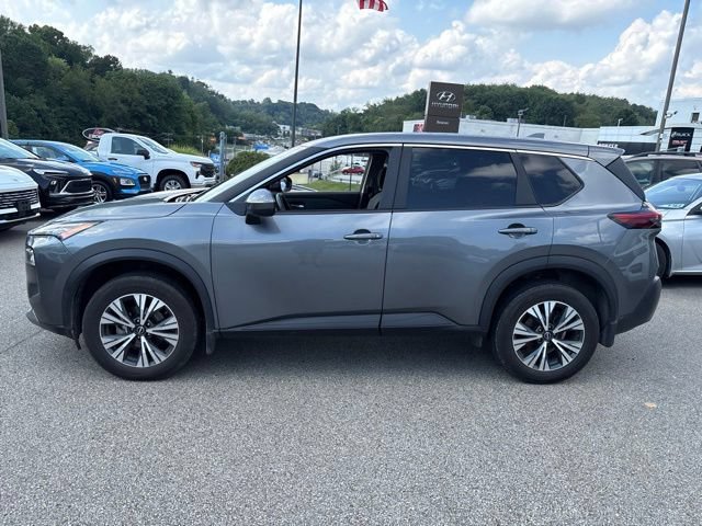 Used 2023 Nissan Rogue SV AWD/4WD image 2