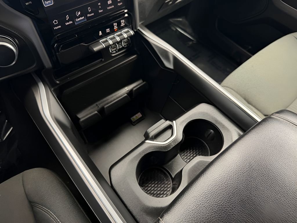 Used 2023 RAM 1500 Big Horn image 24