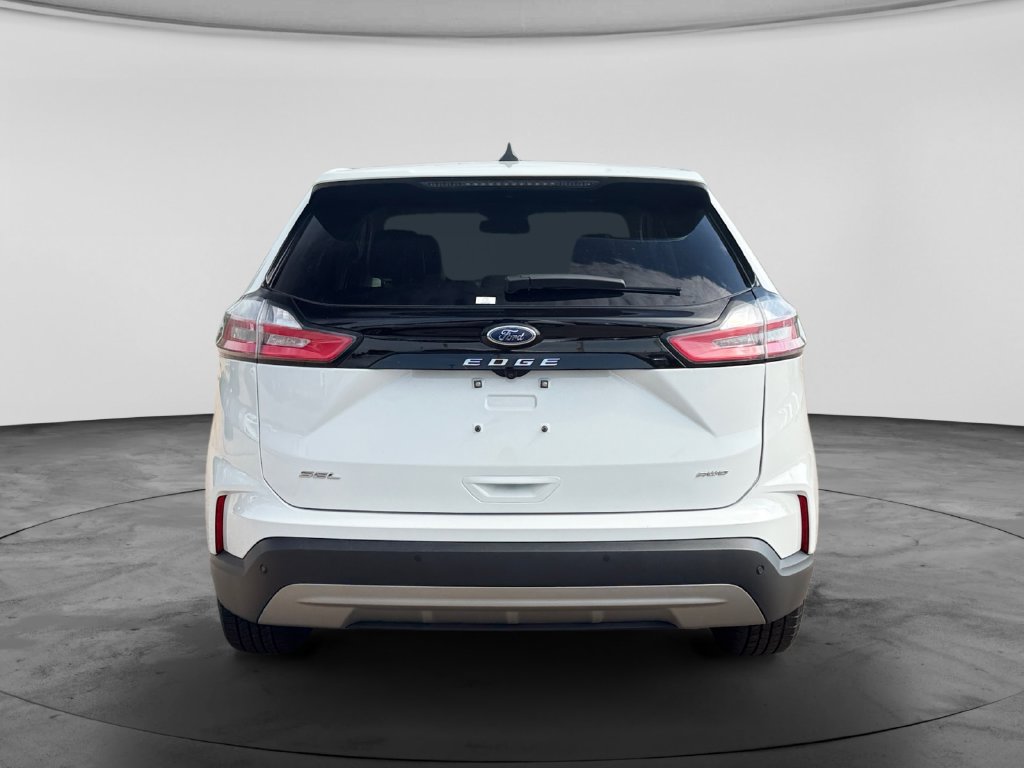 Used 2024 Ford Edge SEL AWD/4WD image 8