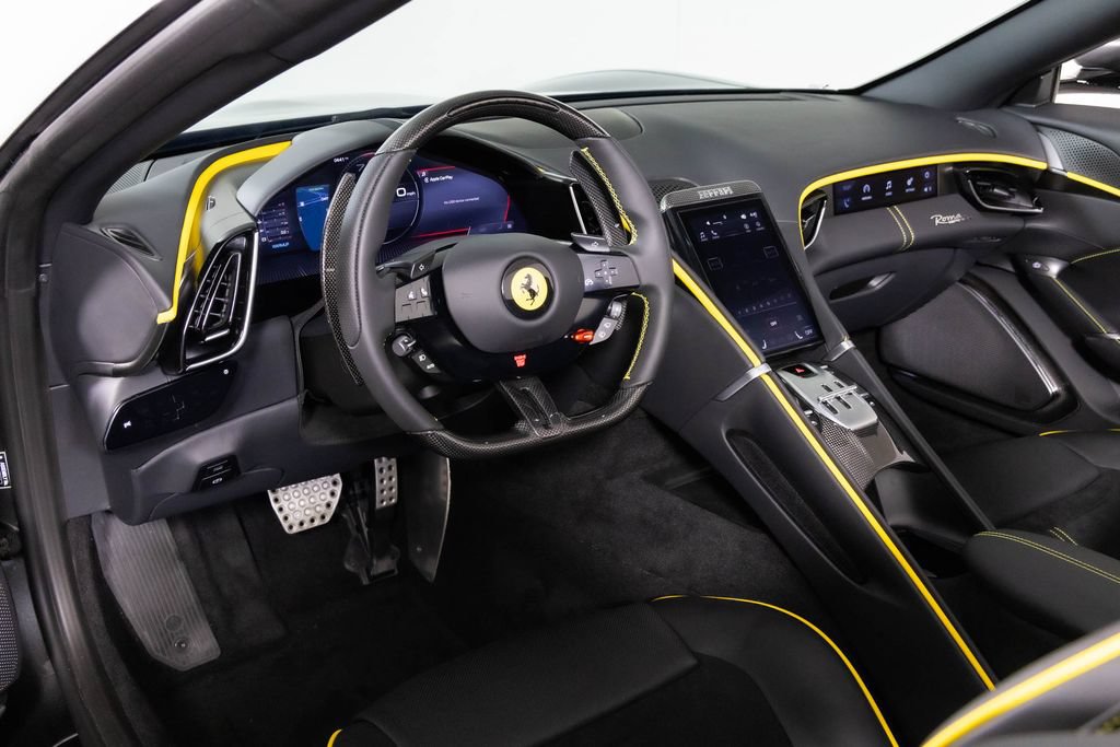 Used 2025 Ferrari Roma Spider RWD image 4
