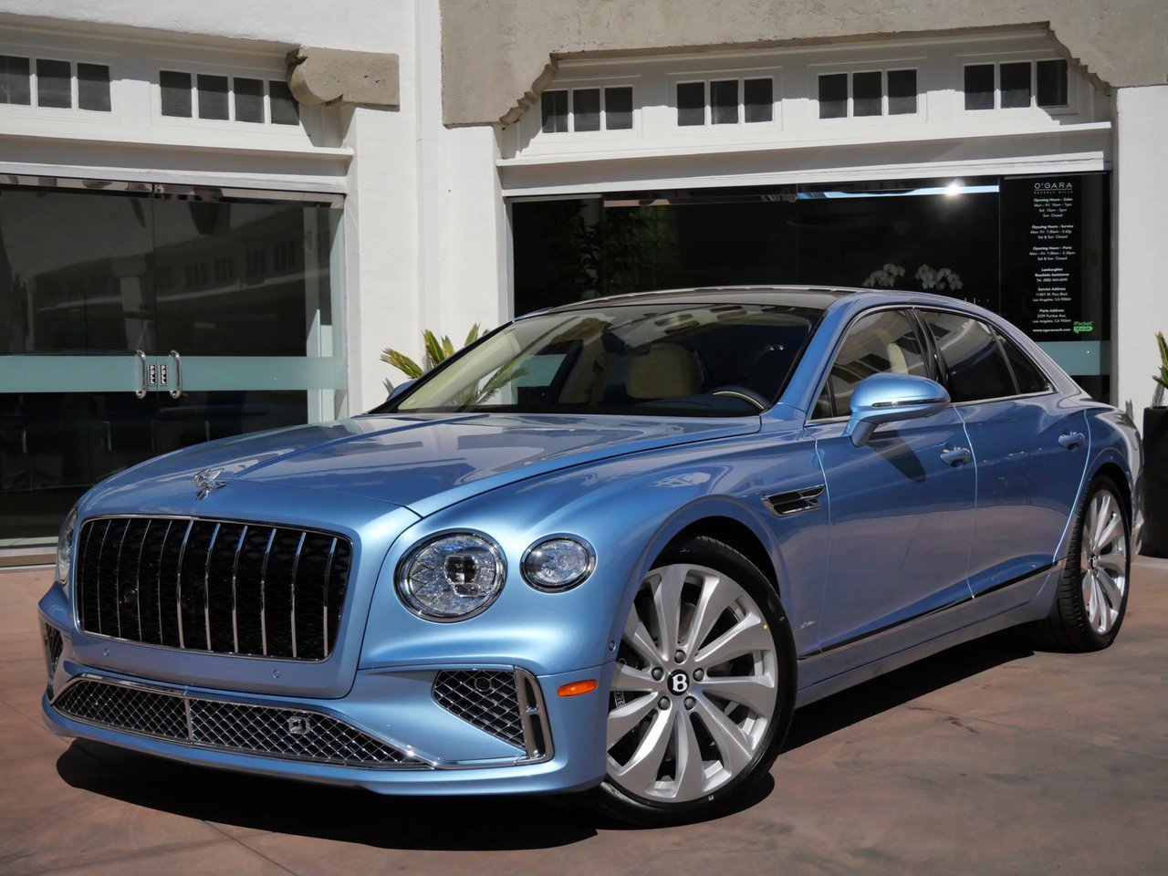 New 2026 Bentley Flying Spur Azure image 12