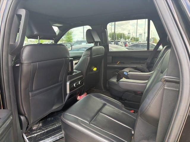 Used 2021 Ford Expedition Max XLT image 4