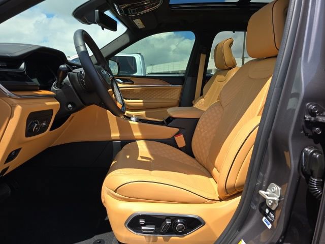 Used 2024 Jeep Grand Cherokee L Summit image 10