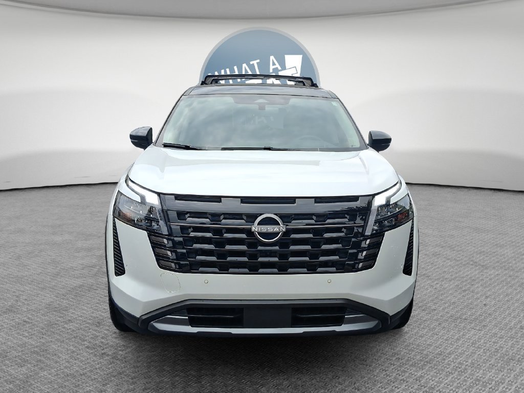 Used 2026 Nissan Pathfinder Platinum w/ Cargo Package FWD image 9