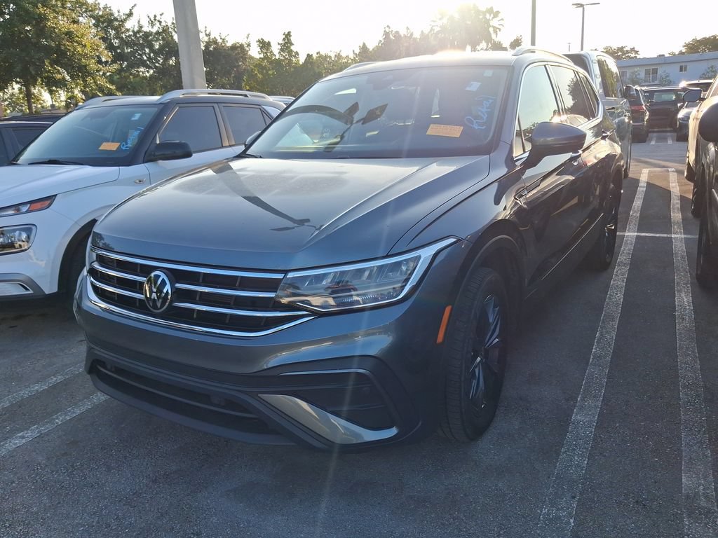 Used 2023 Volkswagen Tiguan SE FWD image 5