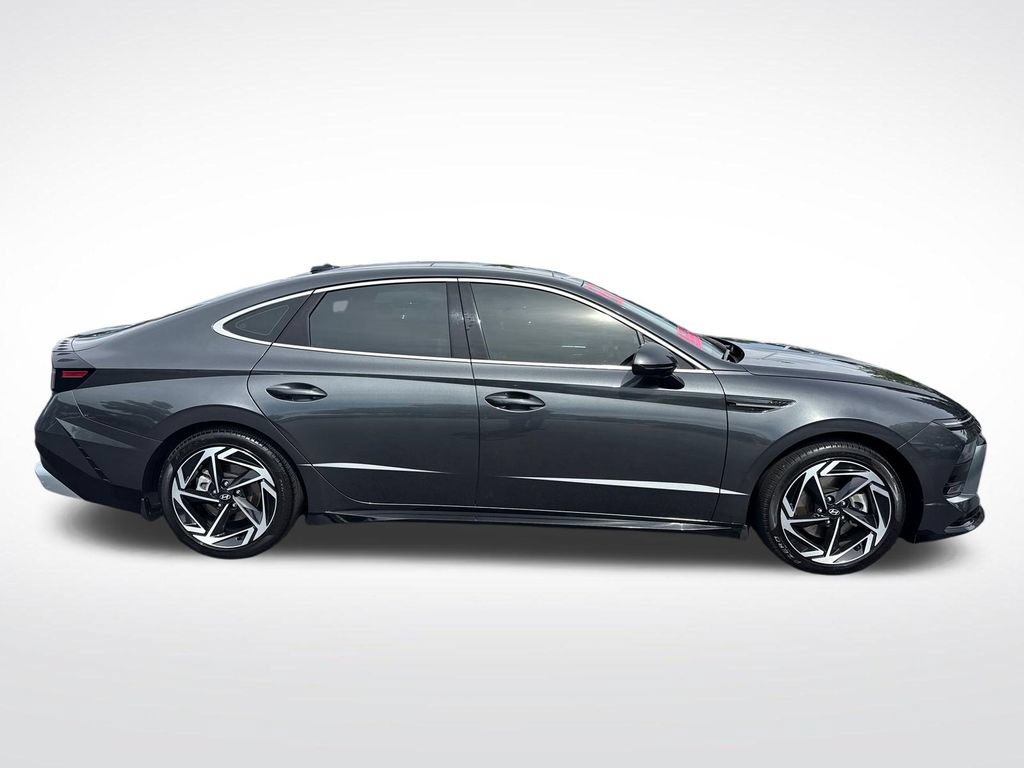 Certified 2024 Hyundai Sonata SEL w/ Convenience Package FWD image 6