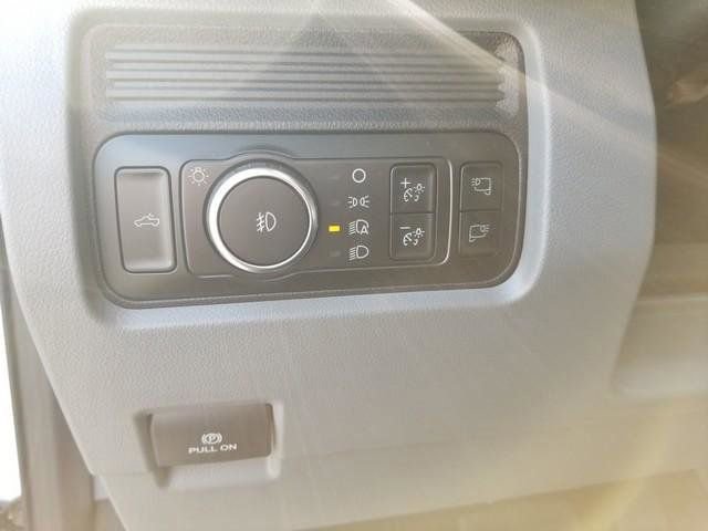 New 2026 Ford F450 XLT image 21