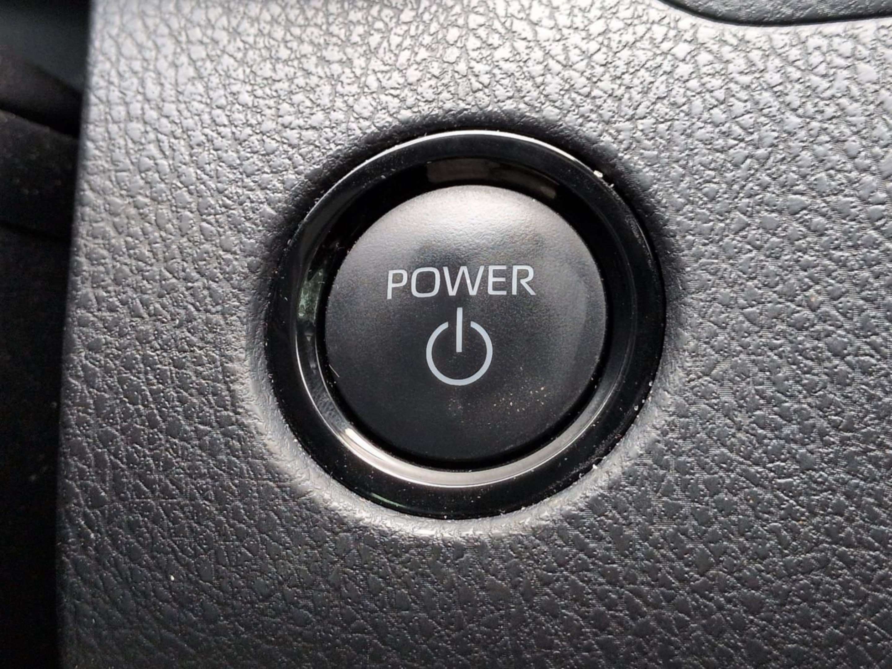 Used 2025 Toyota Camry SE FWD image 32