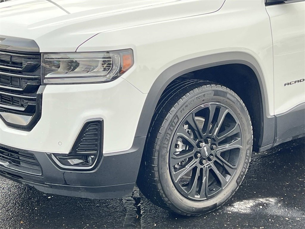 Used 2022 GMC Acadia SLT w/ Elevation Edition image 8