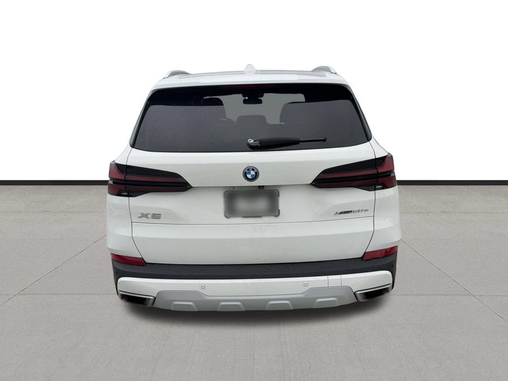 Used 2025 BMW X5 xDrive50e AWD/4WD image 6