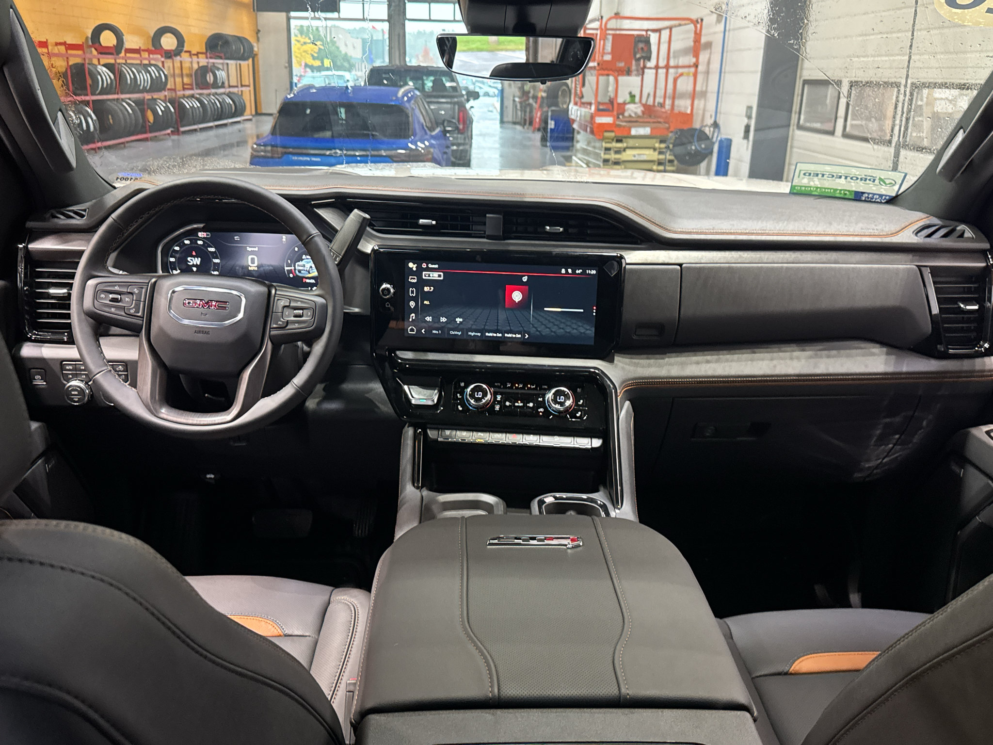 New 2026 GMC Sierra 2500 AT4 w/ AT4 Premium Plus Package AWD/4WD image 16
