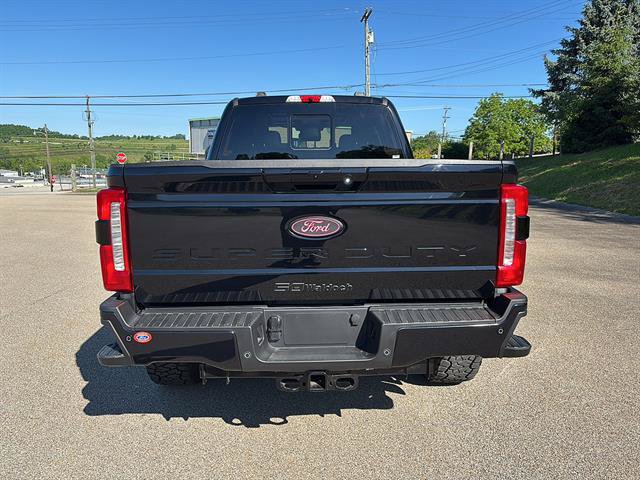 New 2026 Ford F250 Lariat w/ Black Appearance Package AWD/4WD image 3
