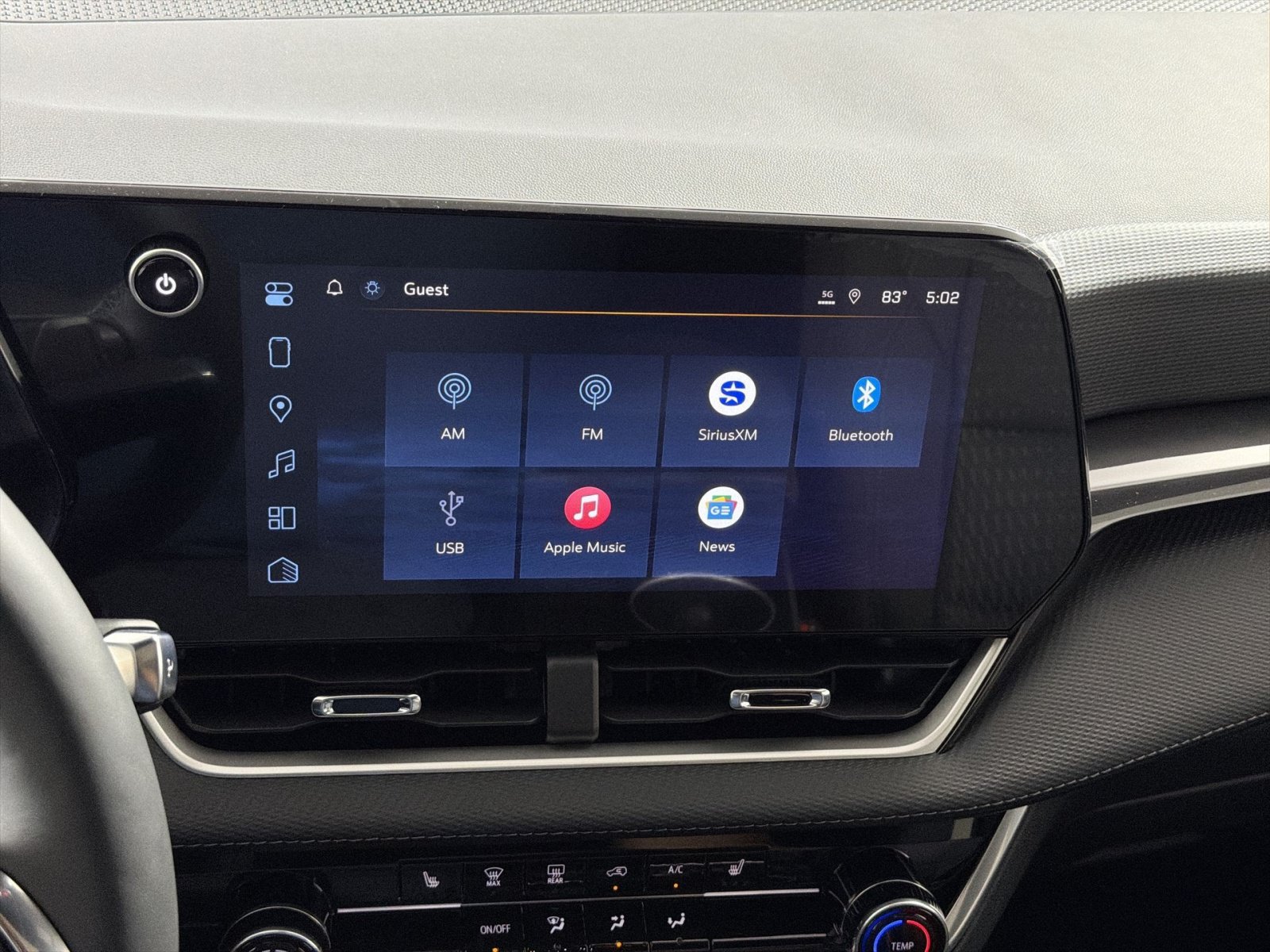 New 2027 Chevrolet Equinox LT w/ Safety and Technology Package AWD/4WD image 18