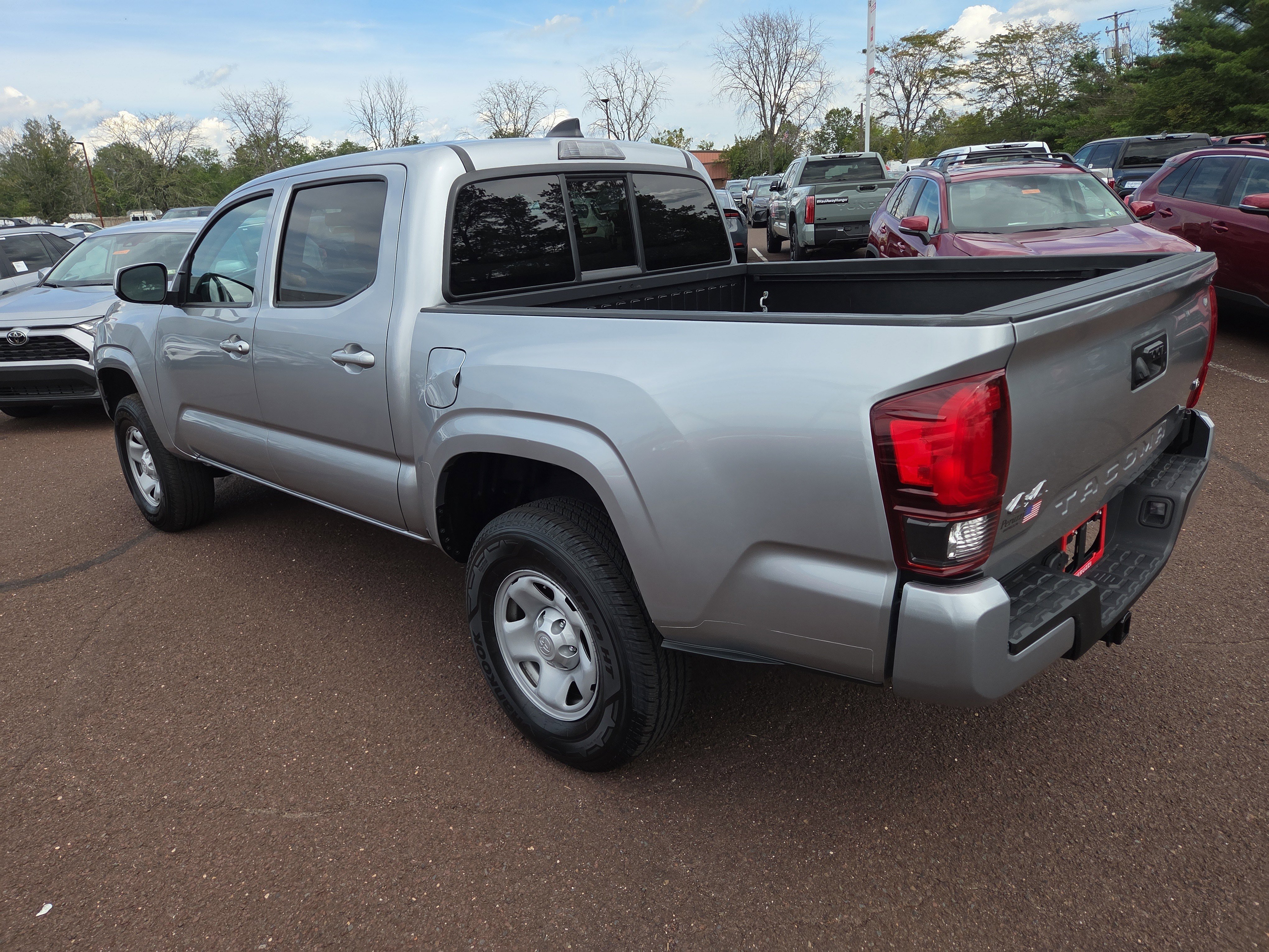 Certified 2023 Toyota Tacoma SR image 5