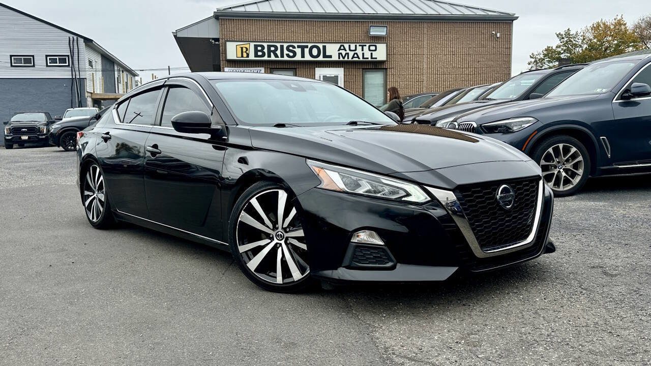 Used 2020 Nissan Altima 2.5 SR image 2