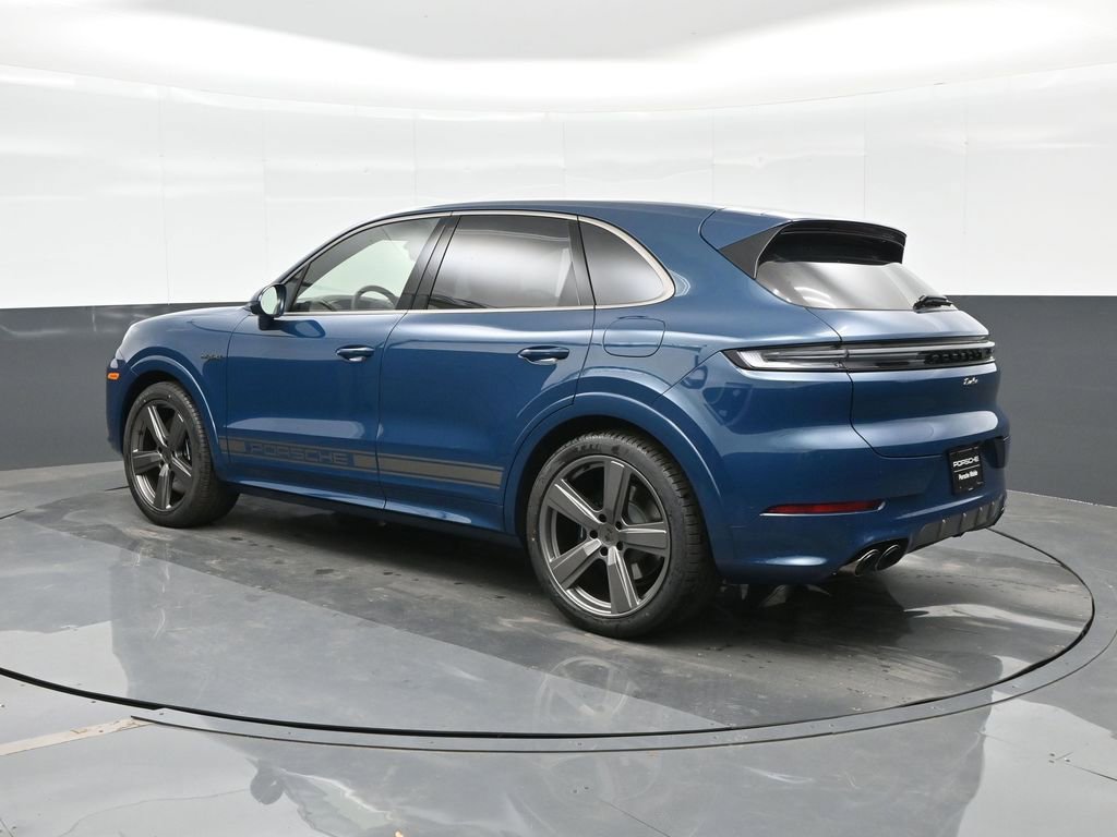 New 2026 Porsche Cayenne Turbo image 3