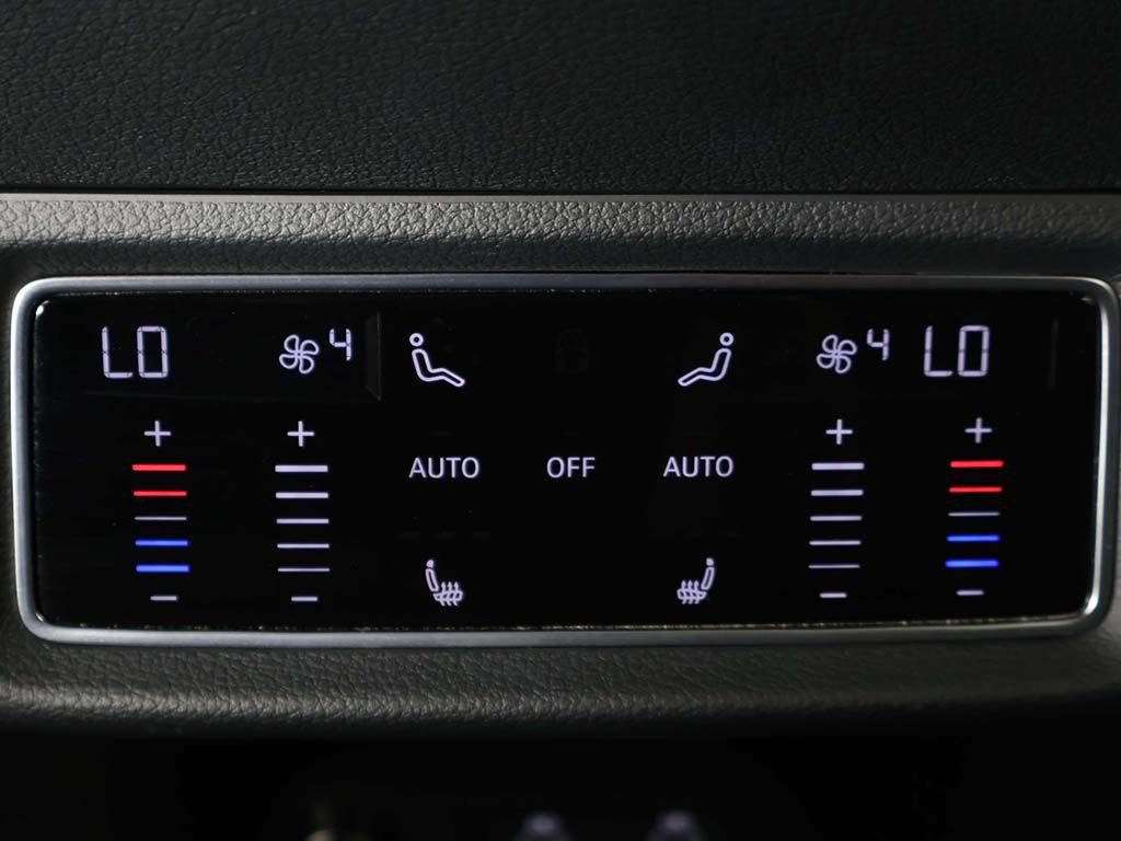 Used 2024 Audi Q8 e-tron Prestige w/ Prestige Package AWD/4WD image 63