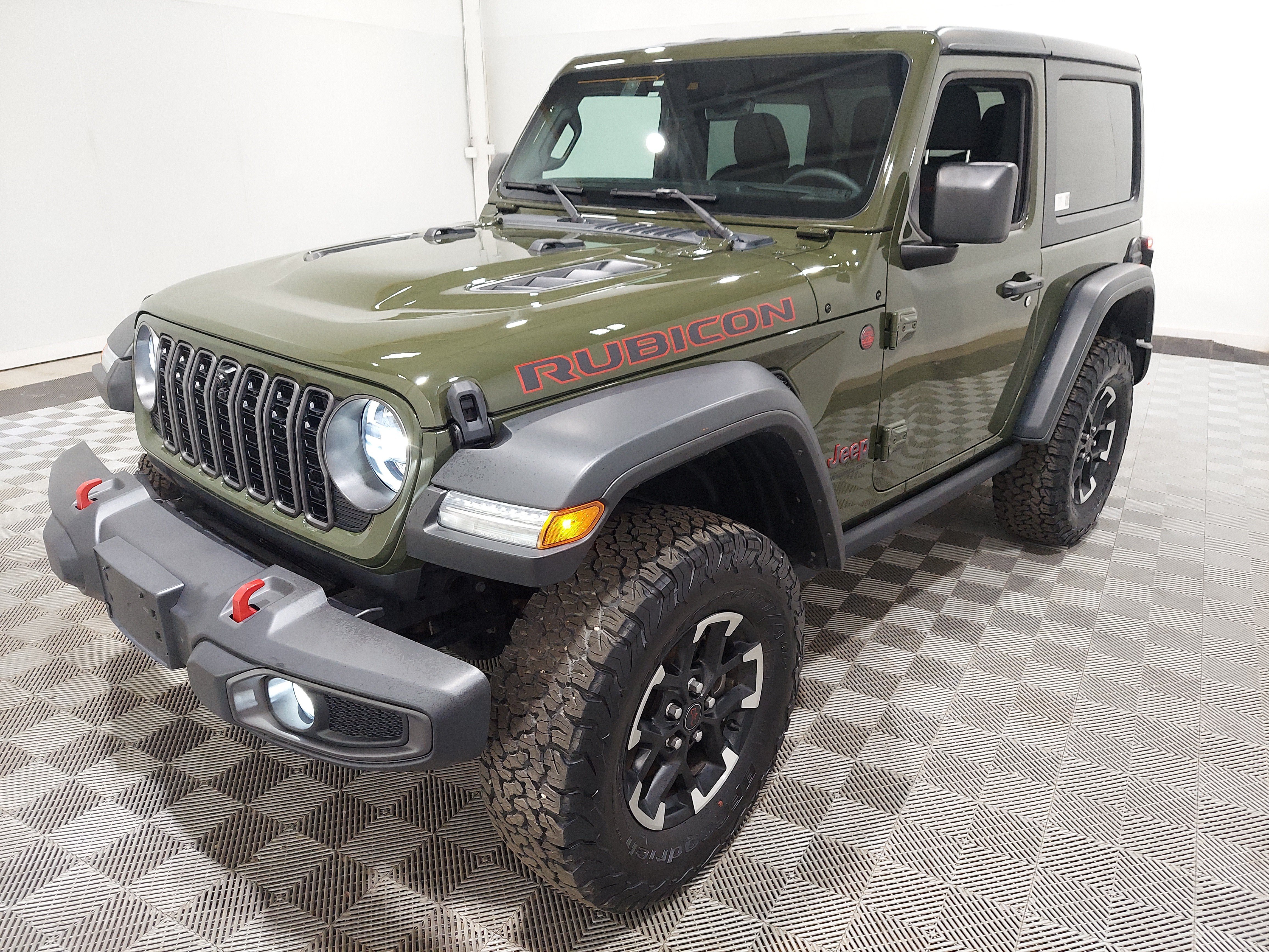 Used 2024 Jeep Wrangler Rubicon w/ Technology Group