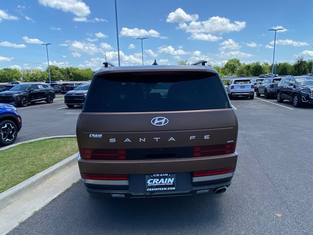 Used 2024 Hyundai Santa Fe Limited AWD/4WD image 5