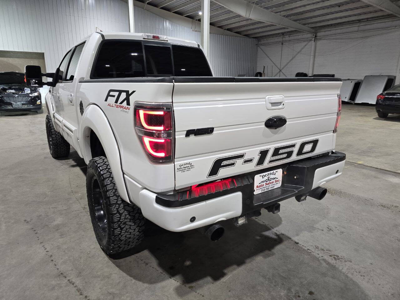 Used 2014 Ford F150 Lariat w/ Equipment Group 502A Luxury AWD/4WD image 12