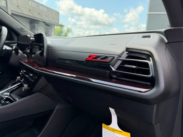 Used 2026 Chevrolet Traverse Z71 w/ Enhanced Driving Package AWD/4WD image 7