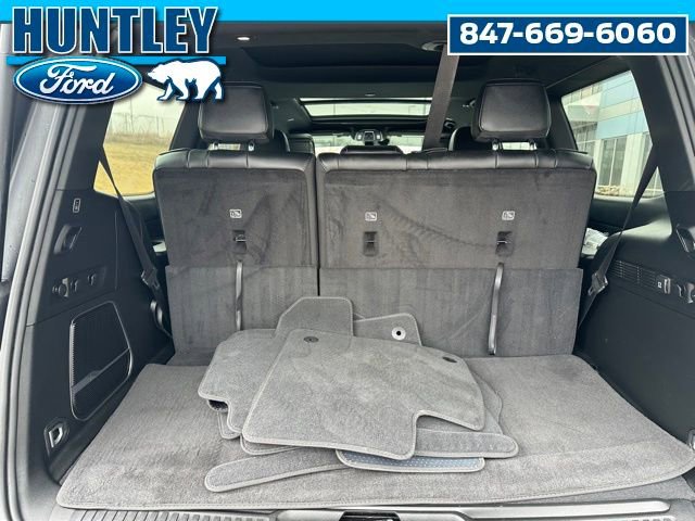 Used 2023 Jeep Wagoneer 4WD w/ Premium Group I image 9