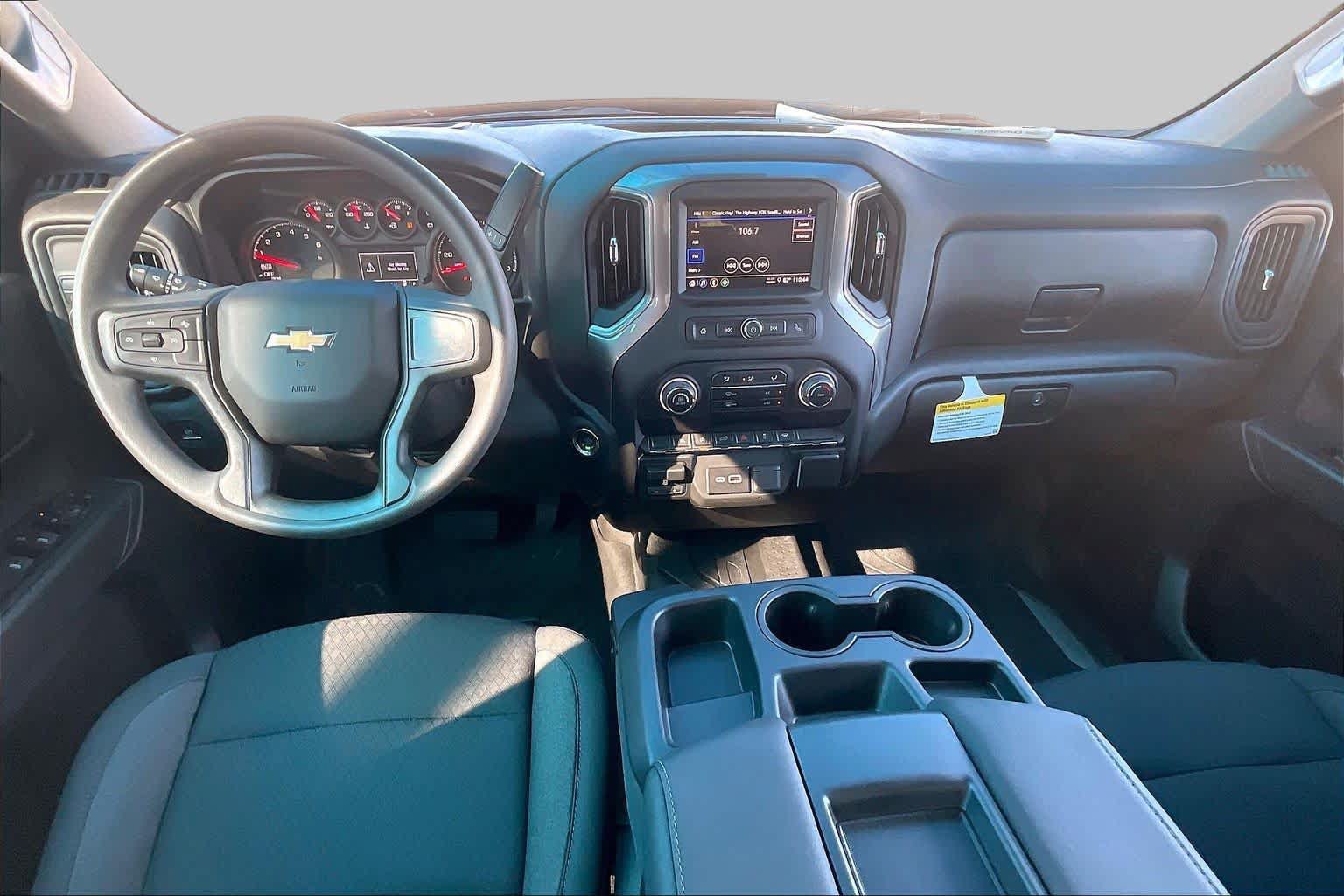 New 2026 Chevrolet Silverado 1500 Custom RWD image 5