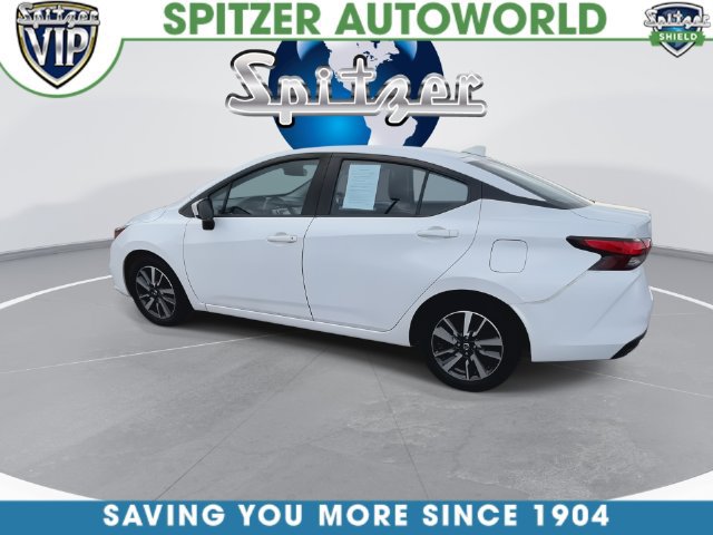 Used 2022 Nissan Versa SV FWD image 11