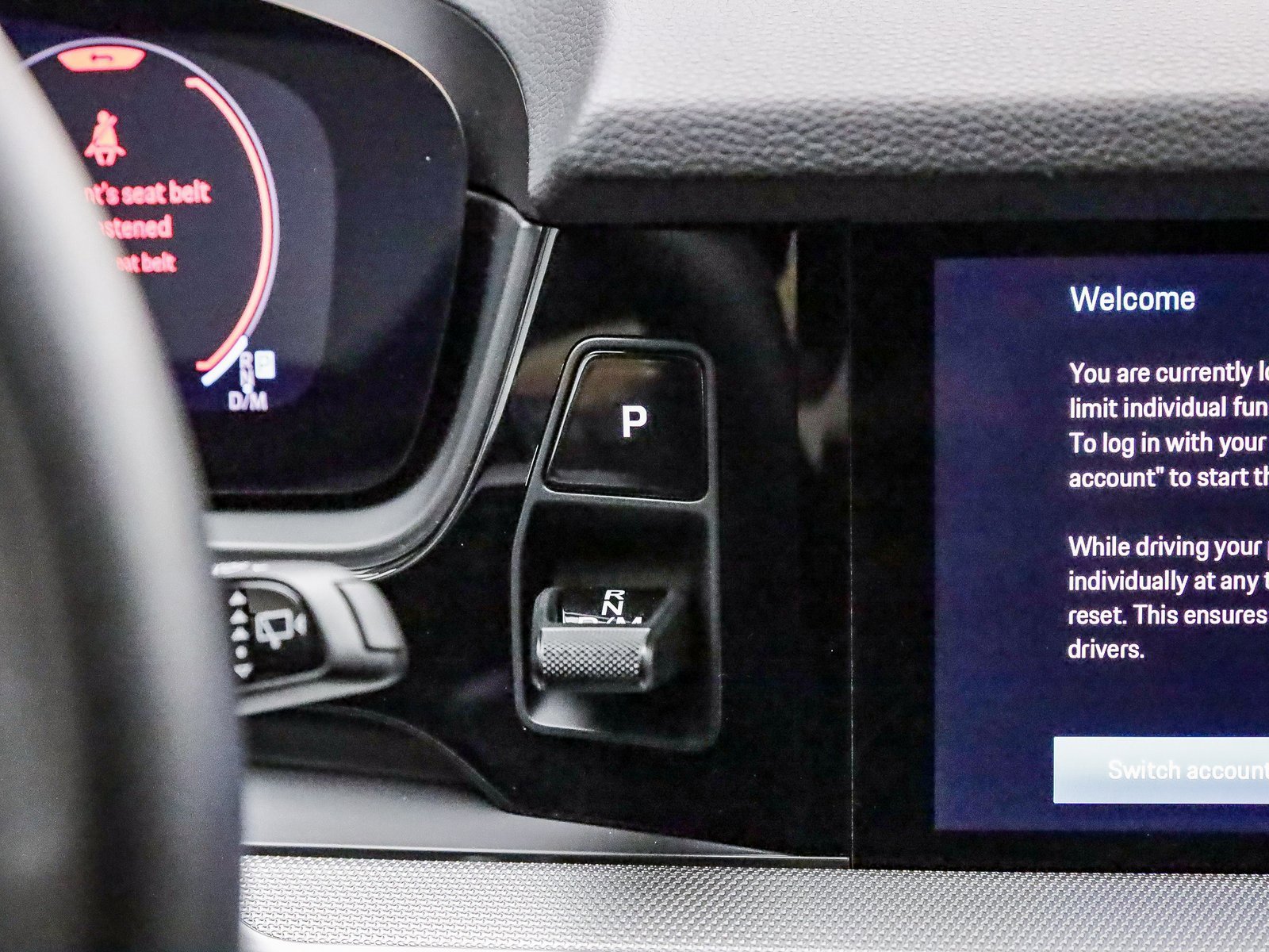 Used 2025 Porsche Cayenne image 27