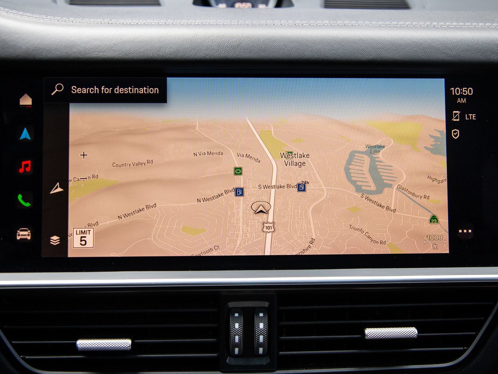 Certified 2023 Porsche Cayenne GTS AWD/4WD image 11