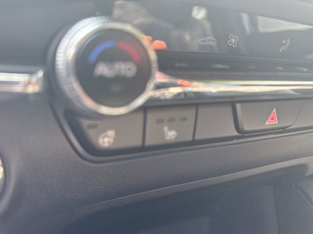 New 2025 MAZDA MAZDA3 Hatchback w/ Appearance Package image 27