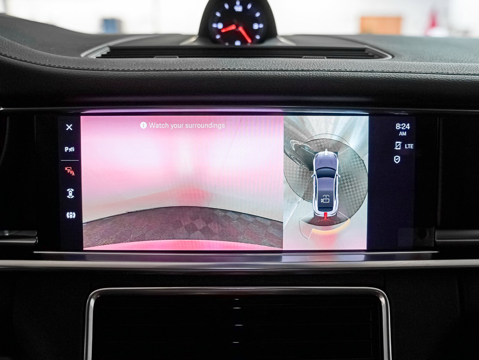 Used 2023 Porsche Panamera 4 Platinum Edition w/ Assistance Package image 24