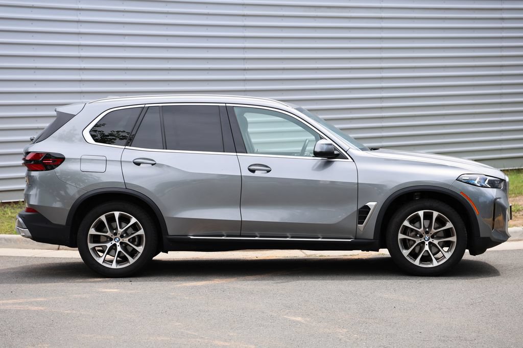 Used 2026 BMW X5 xDrive40i AWD/4WD image 21