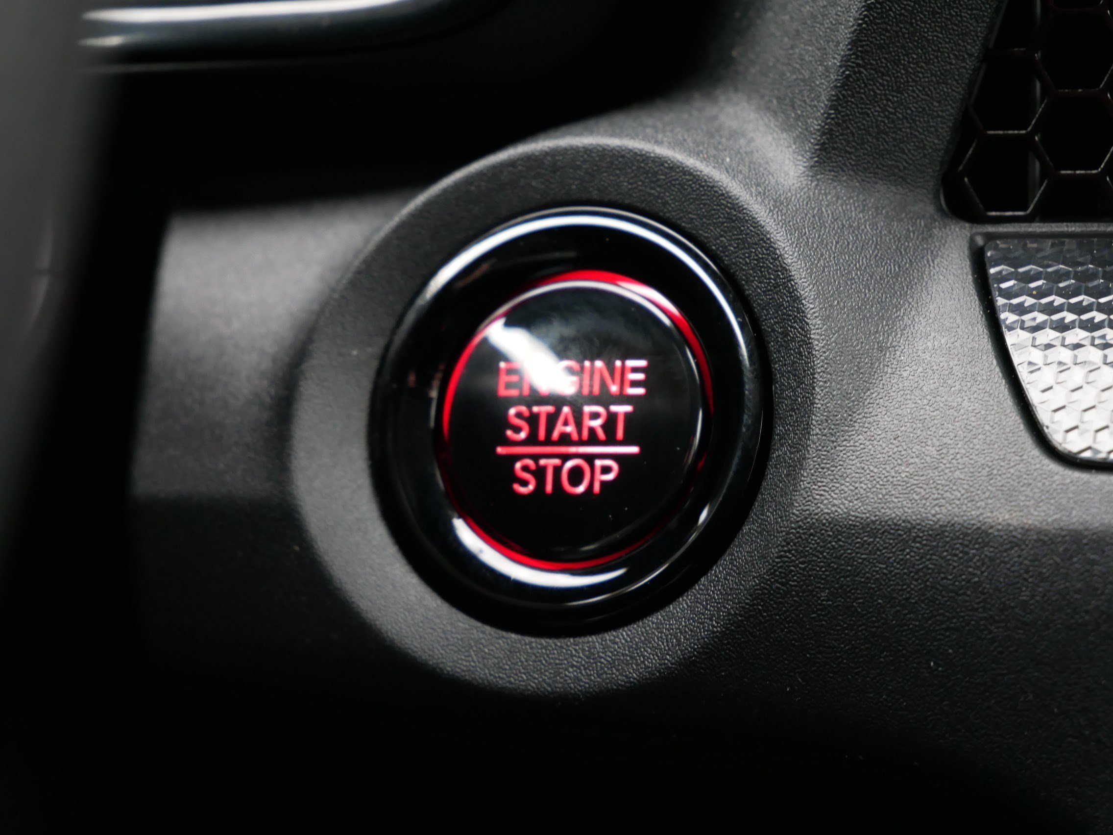 Certified 2025 Honda CR-V EX image 29