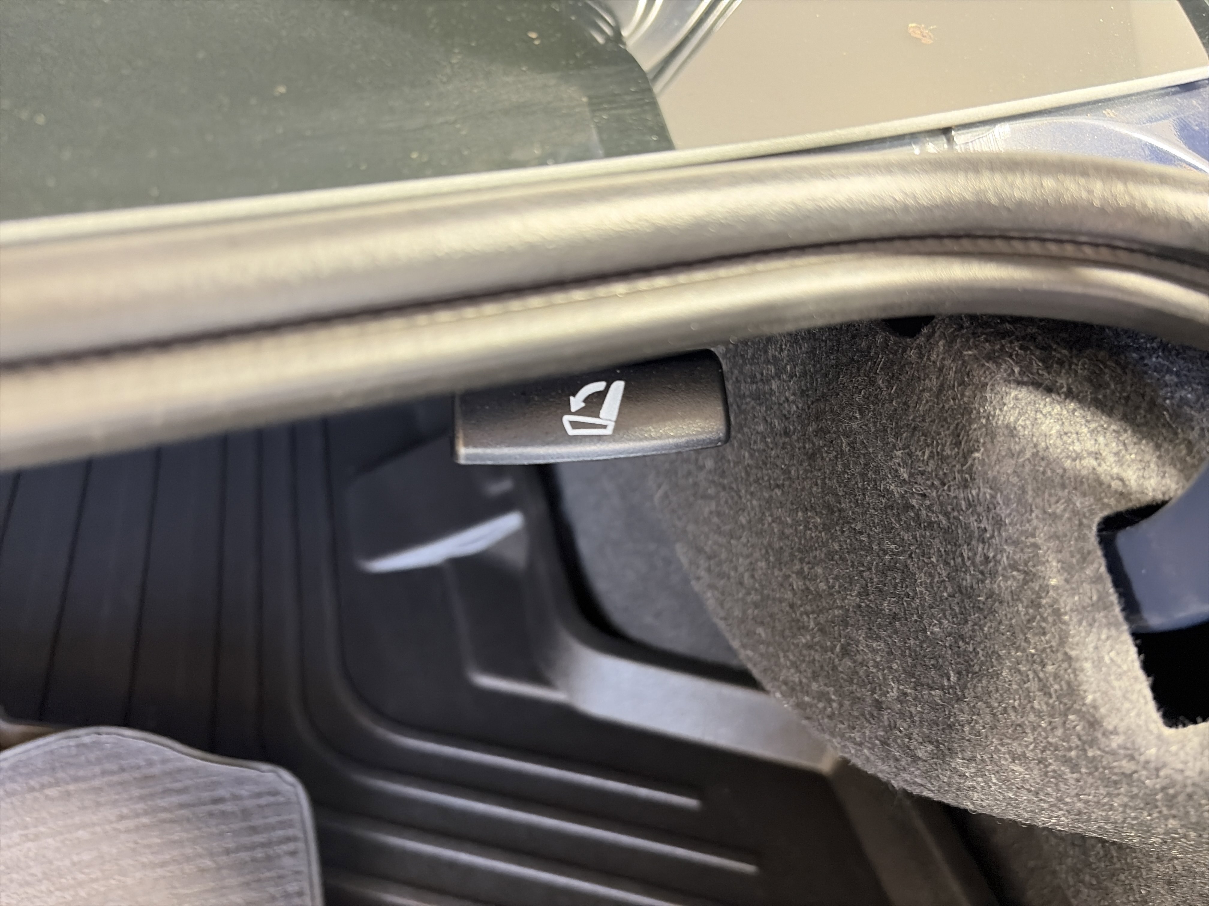 Used 2025 Subaru Legacy Premium w/ Popular Package #1A image 17