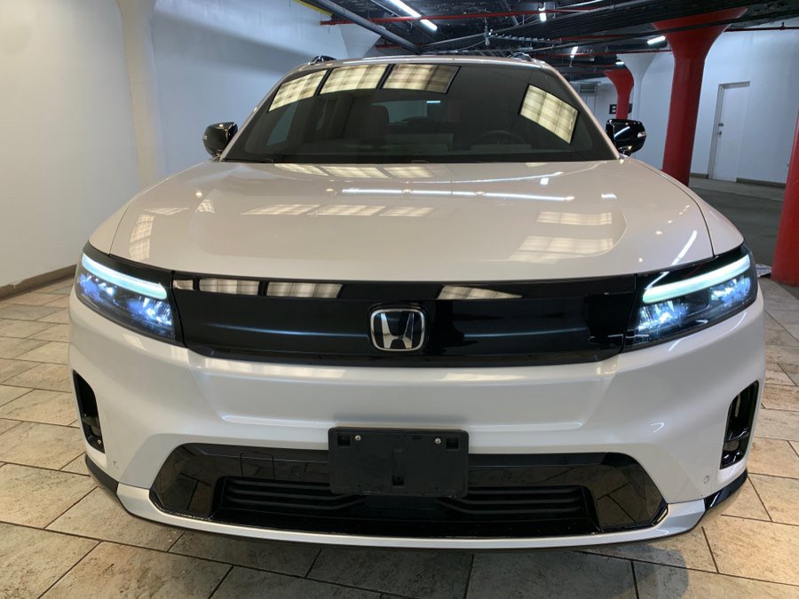 Used 2024 Honda Prologue Touring image 2