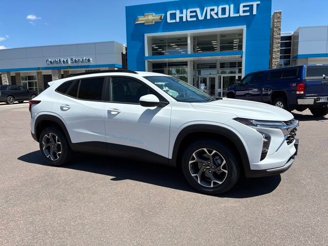 New 2026 Chevrolet Trax LT w/ Driver Confidence Package FWD image 1