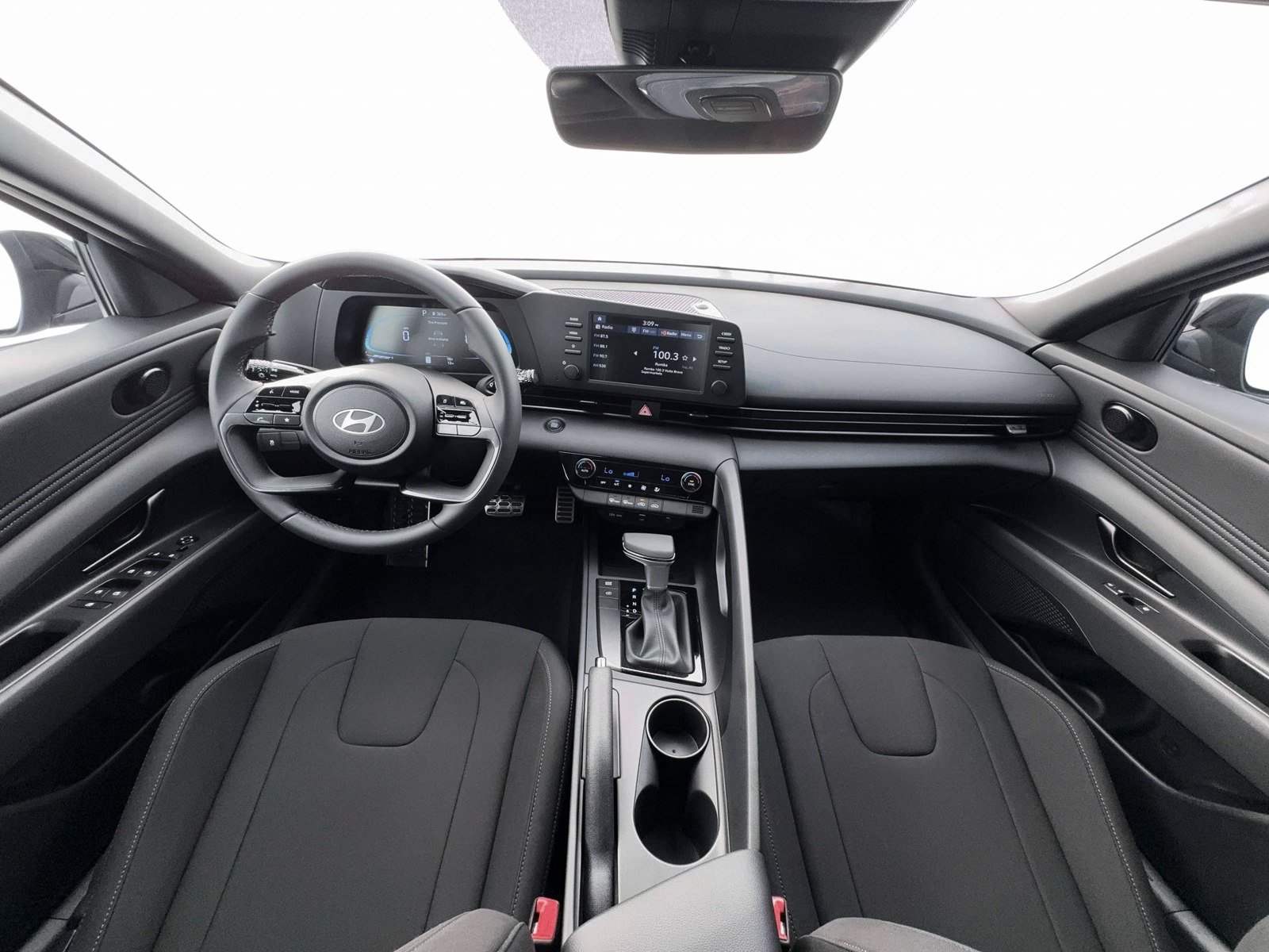 New 2026 Hyundai Elantra SEL Sport FWD image 13