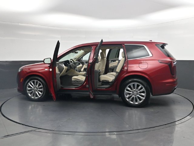 Used 2020 Cadillac XT6 Premium Luxury FWD image 43